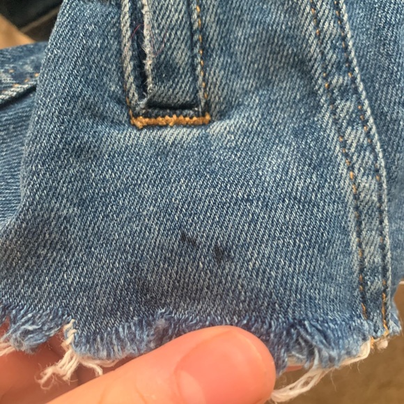 Taylor Hill x Joe’s Jeans Cropped Jean Jacket - Picture 6 of 6